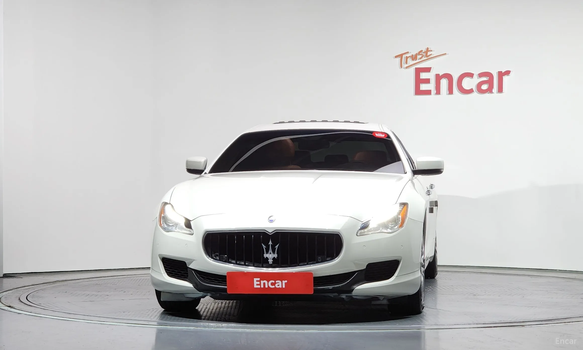 Maserati Quattroporte превью 3