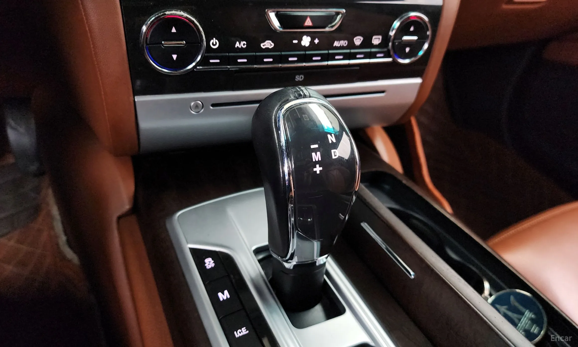 Maserati Quattroporte превью 9
