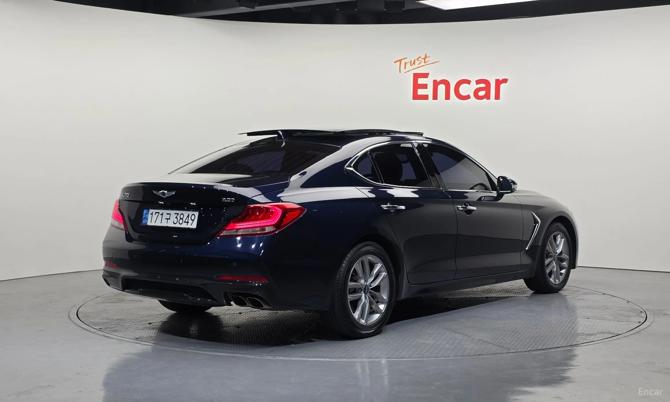 Genesis G70 превью 2