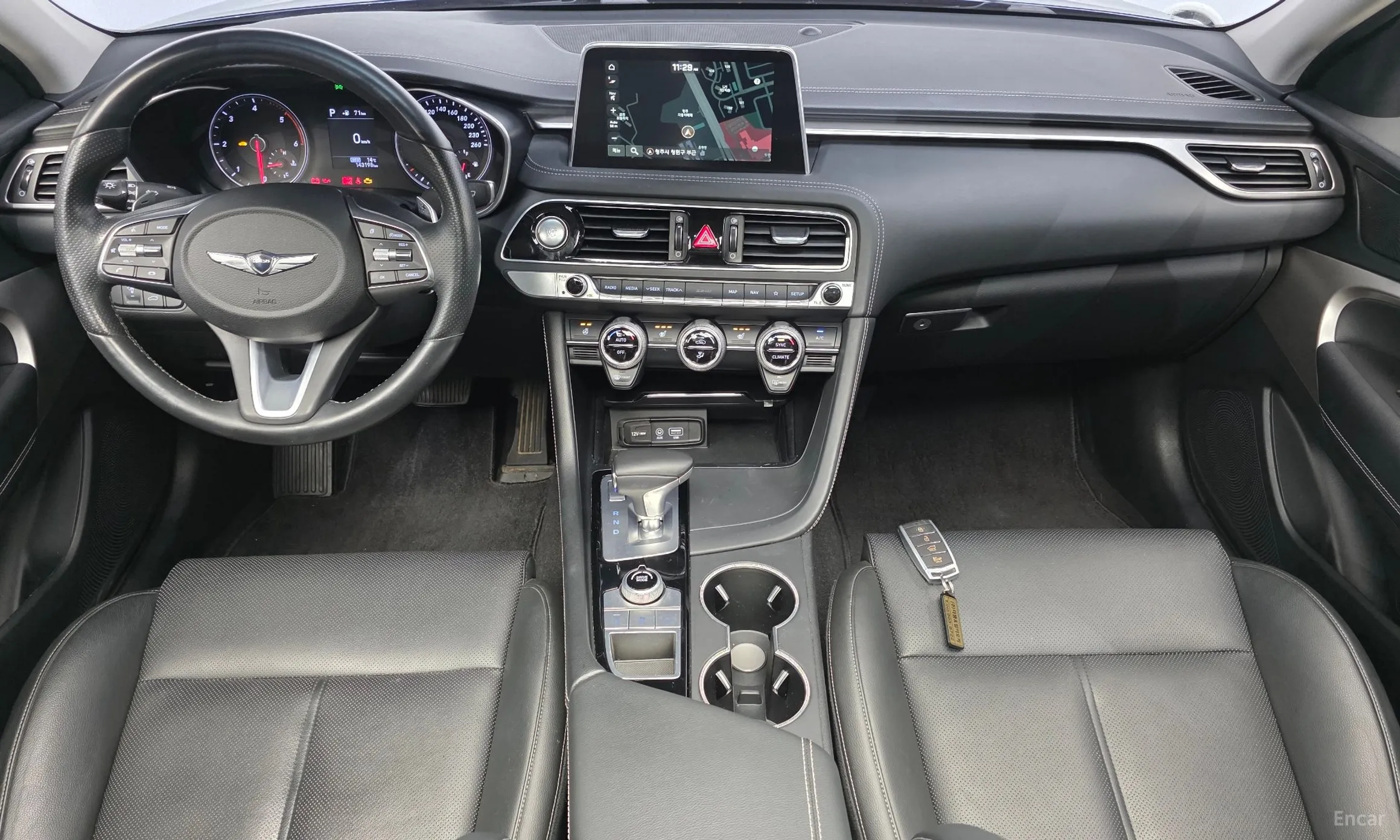 Genesis G70 превью 7