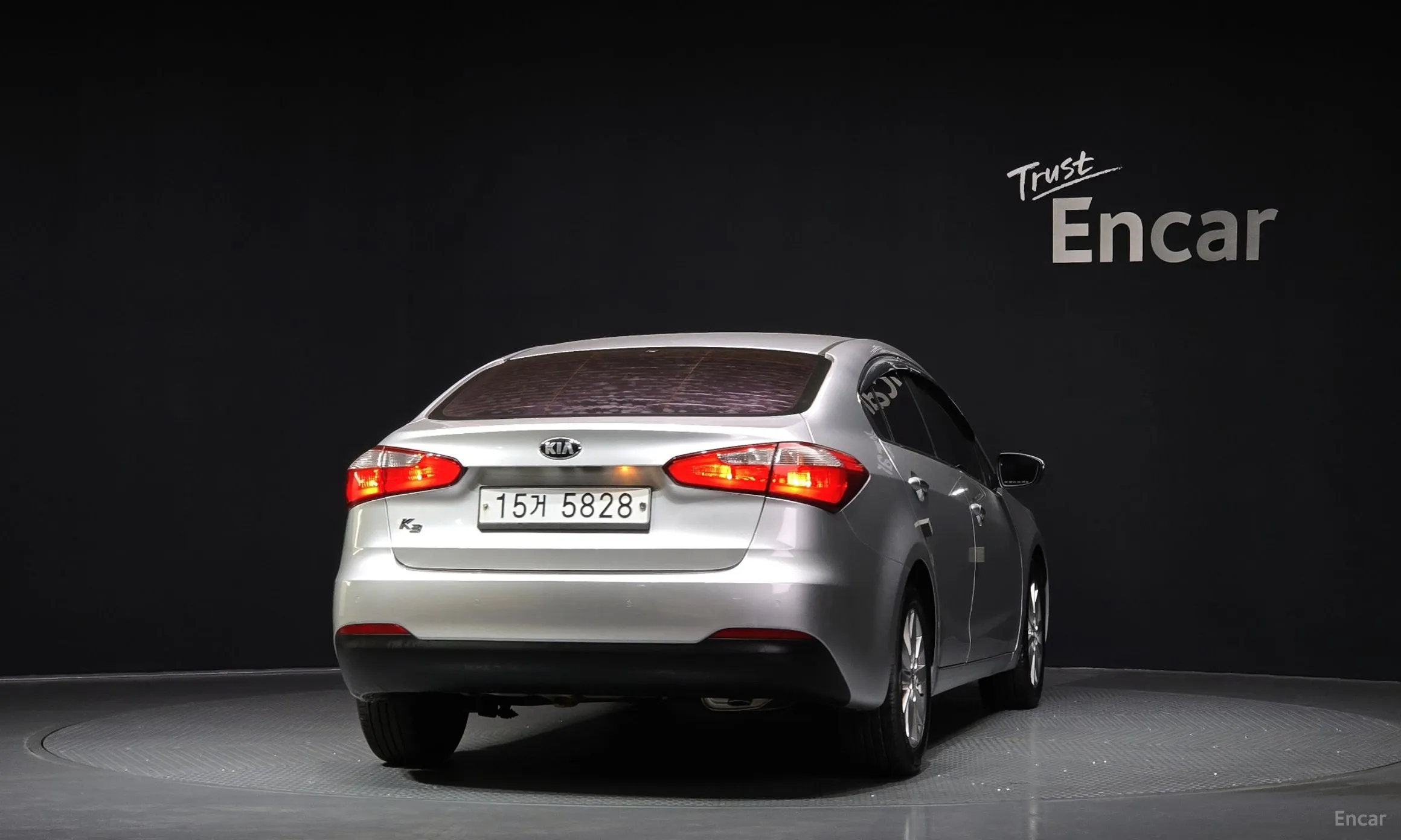 Kia K3 превью 4