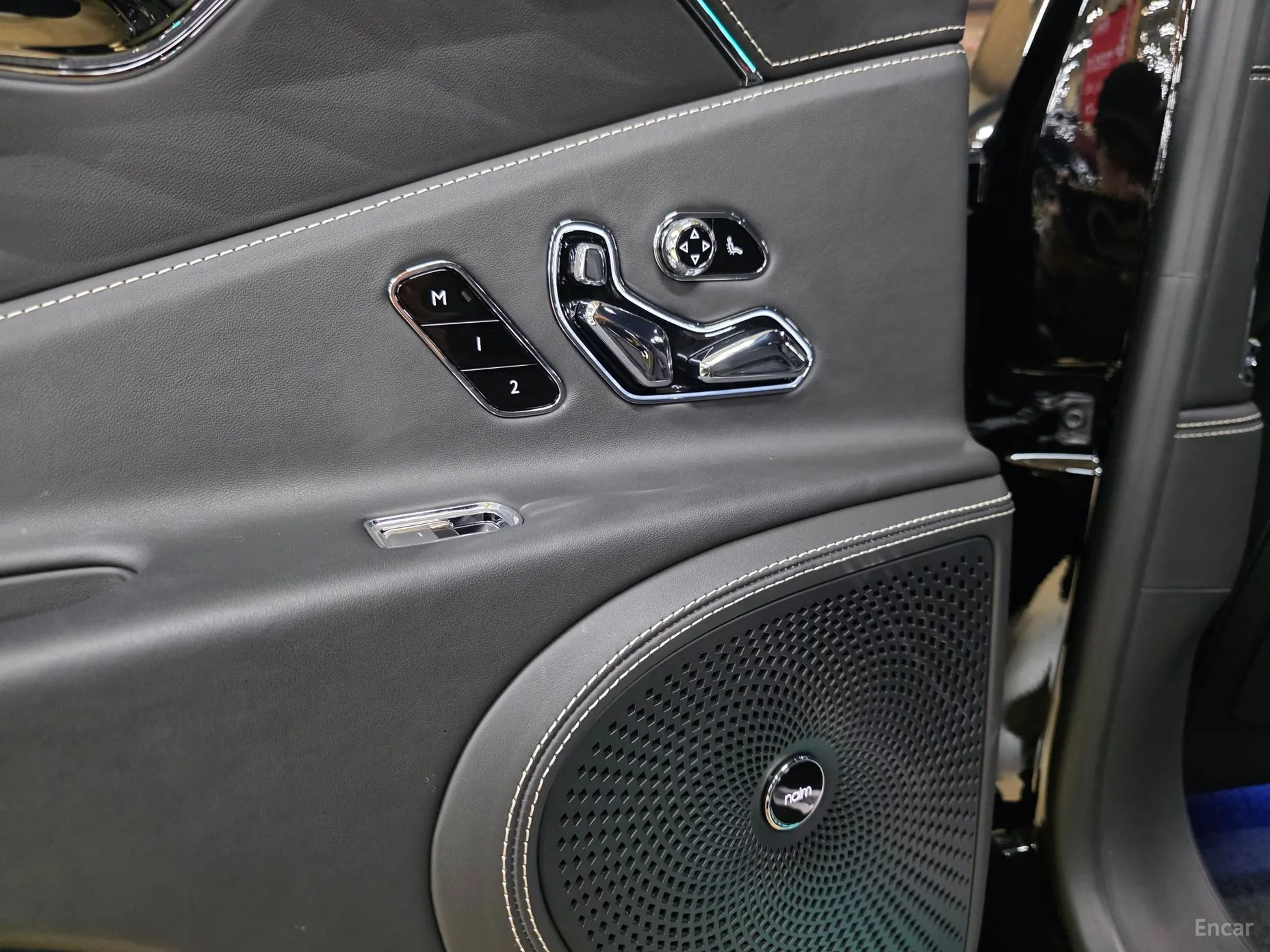 Bentley Flying Spur 3rd Generation превью 17