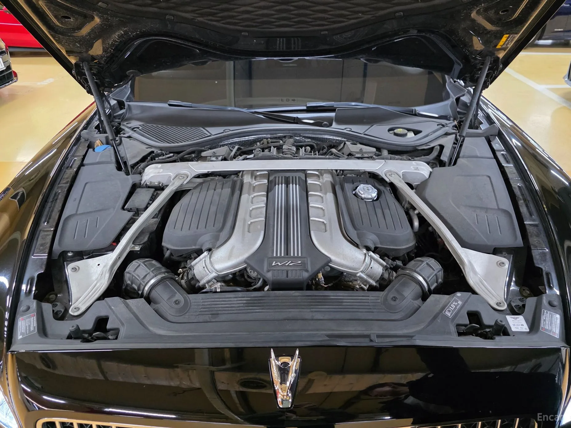 Bentley Flying Spur 3rd Generation превью 6