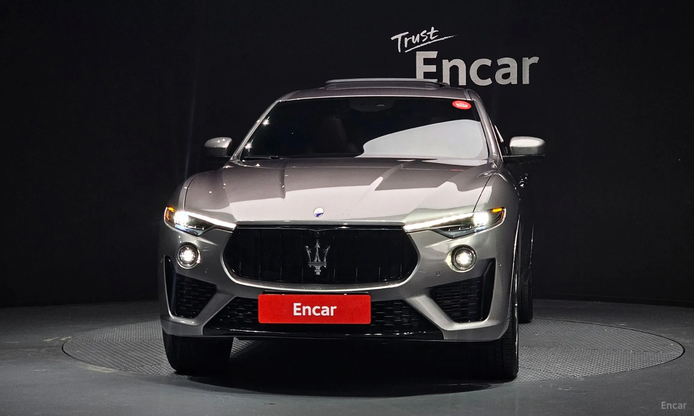 Maserati Levante превью 3