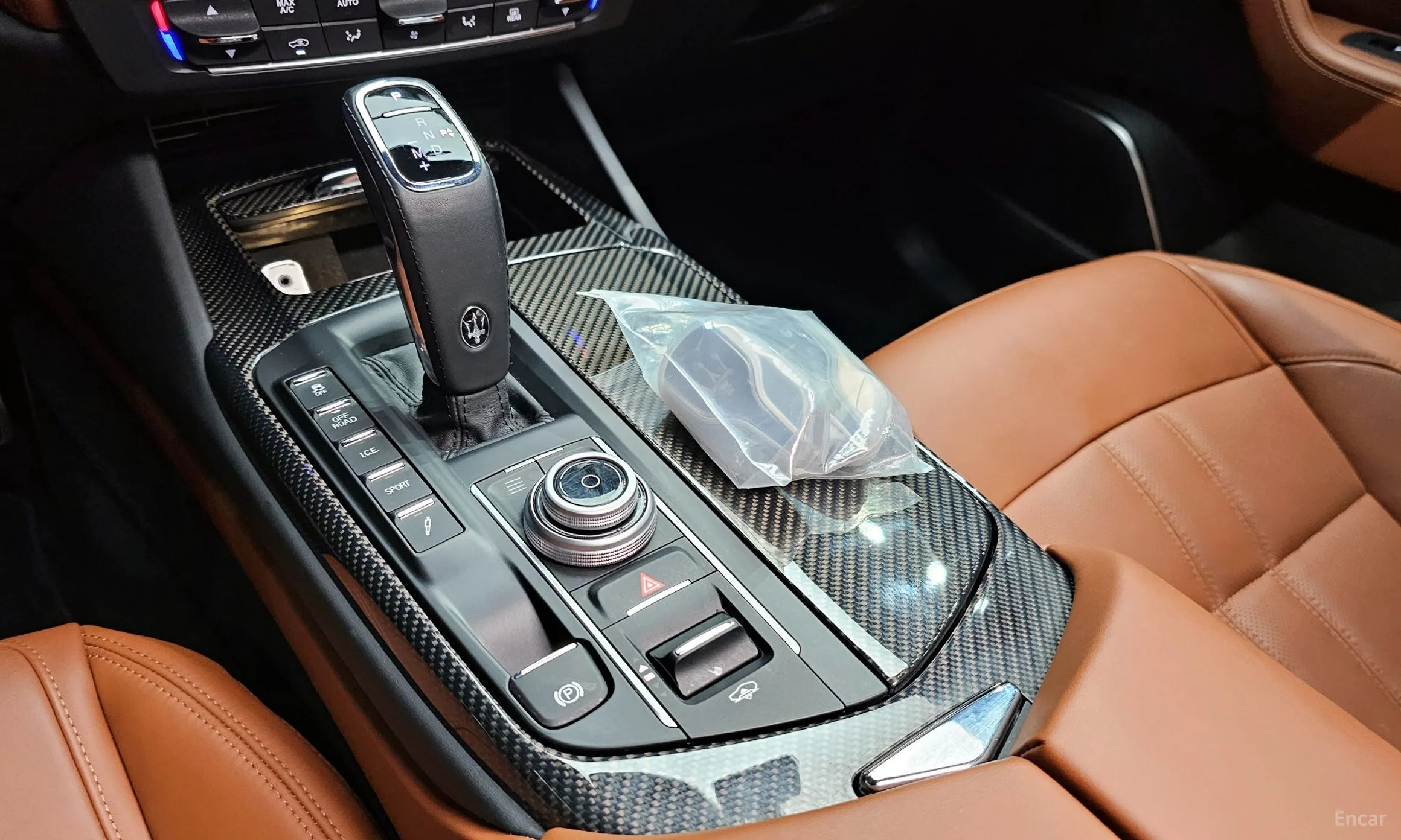 Maserati Levante превью 9