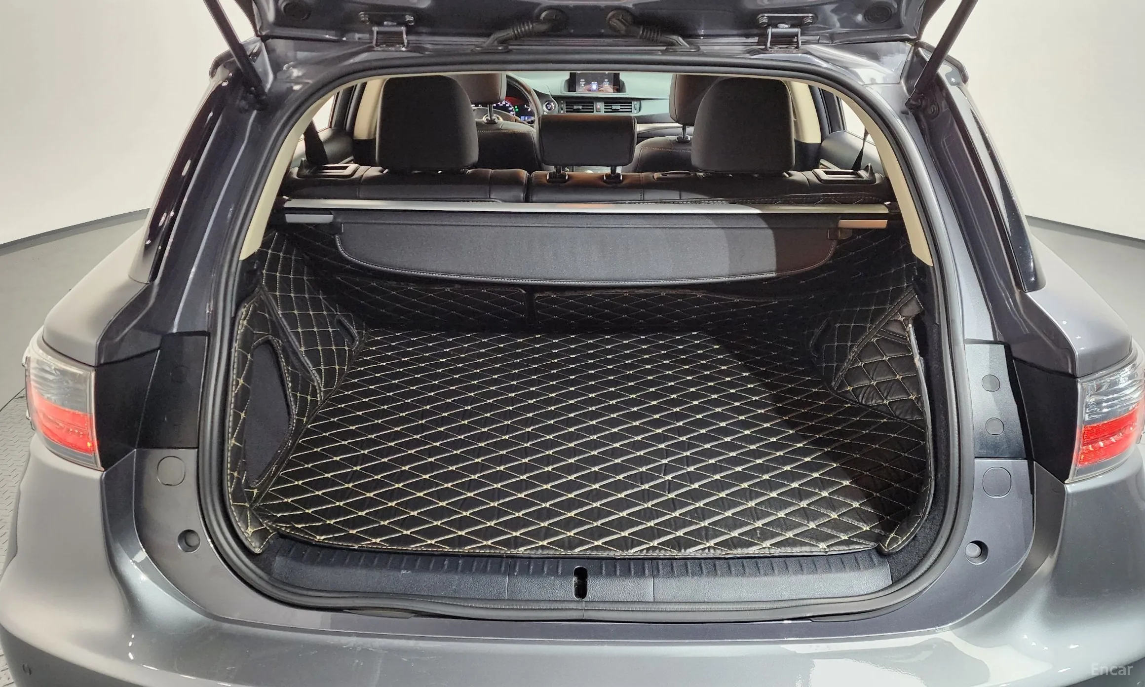 Lexus CT200h превью 20