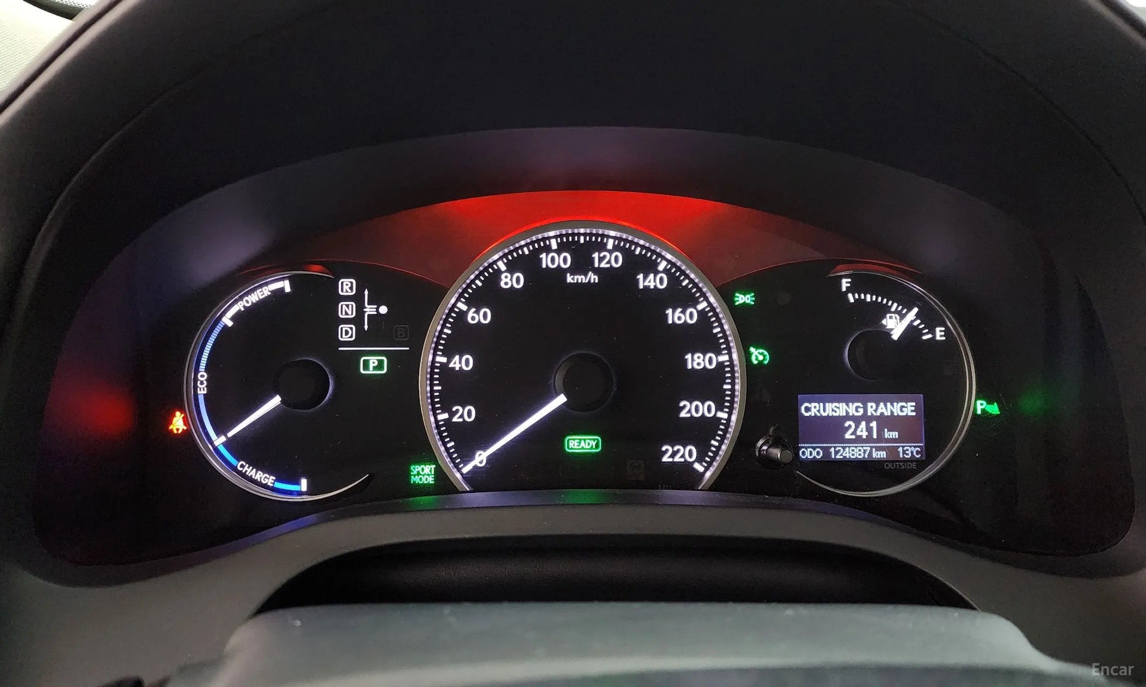 Lexus CT200h превью 8