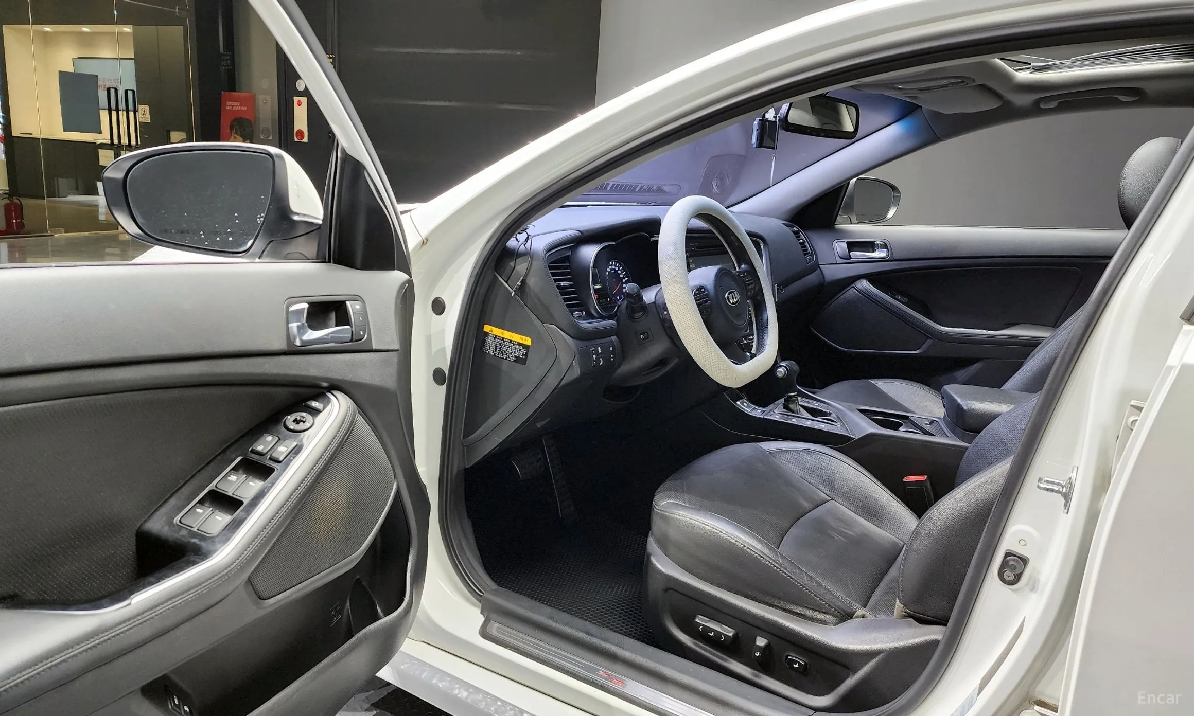 Kia K5 превью 11
