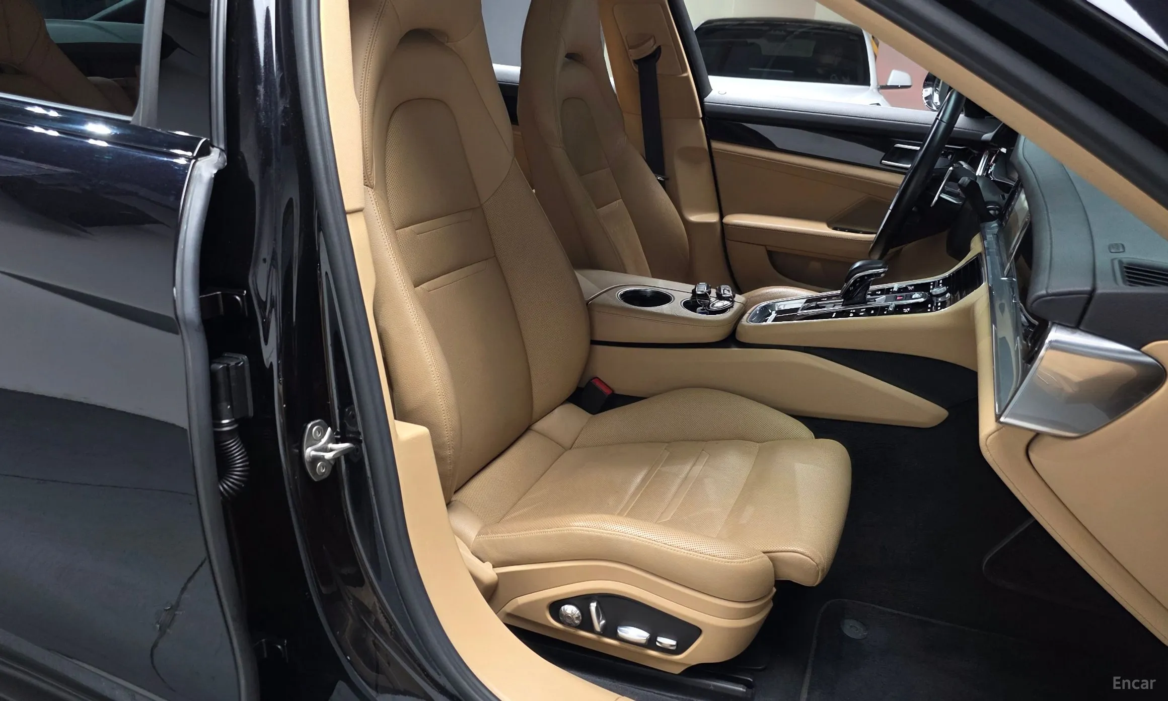 Porsche Panamera (971) превью 10