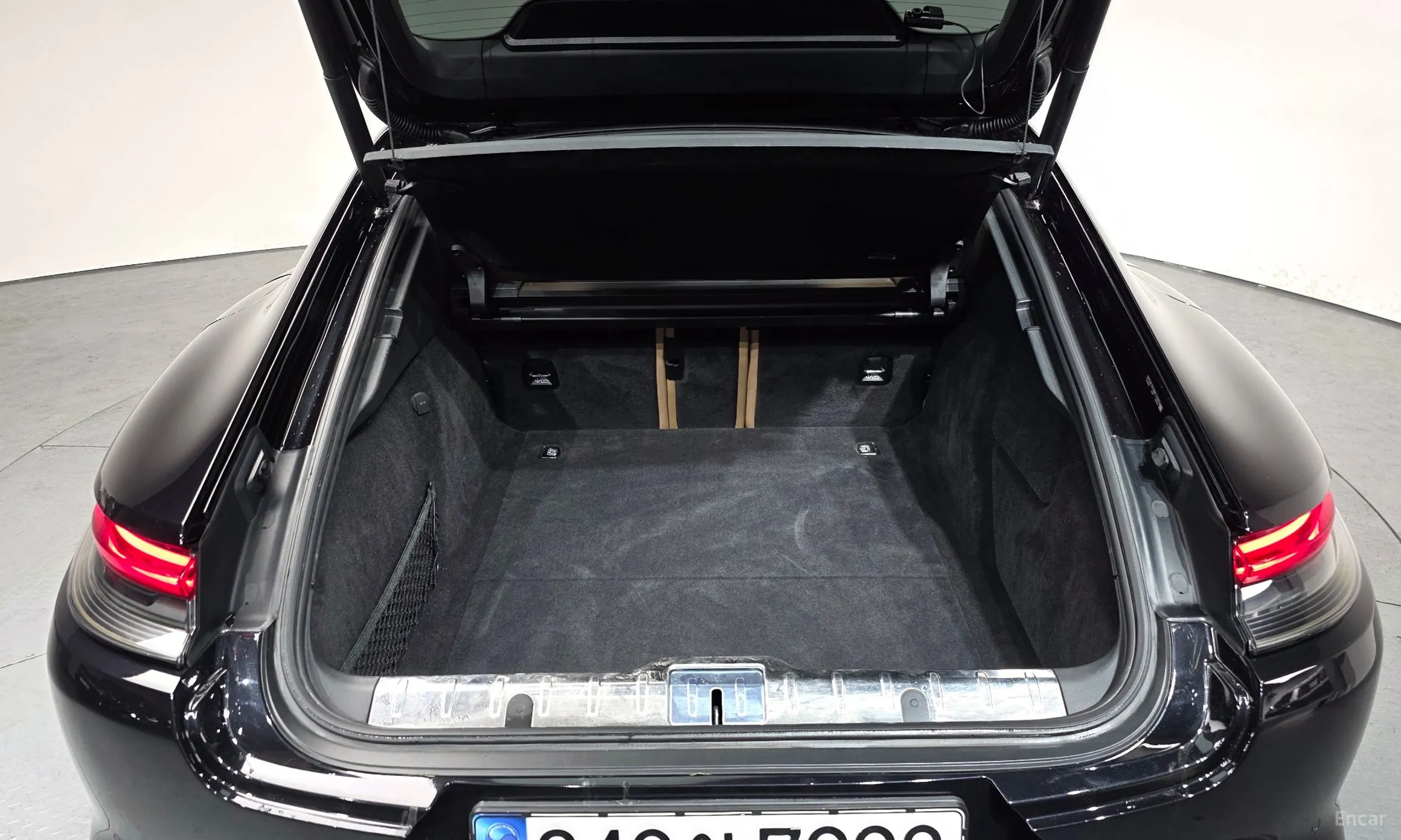 Porsche Panamera (971) превью 20