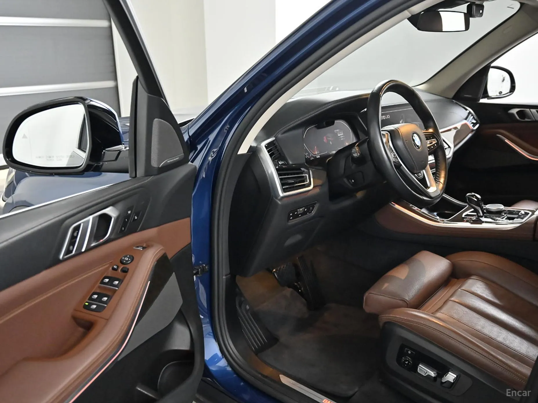 BMW X5 (G05) превью 11