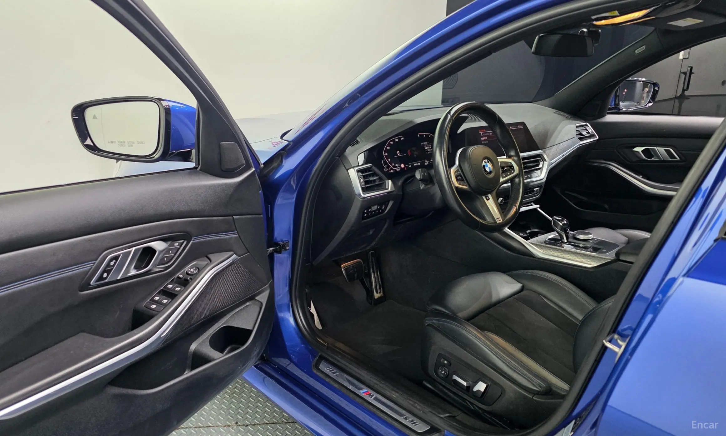 BMW 3 Series (G20) превью 10