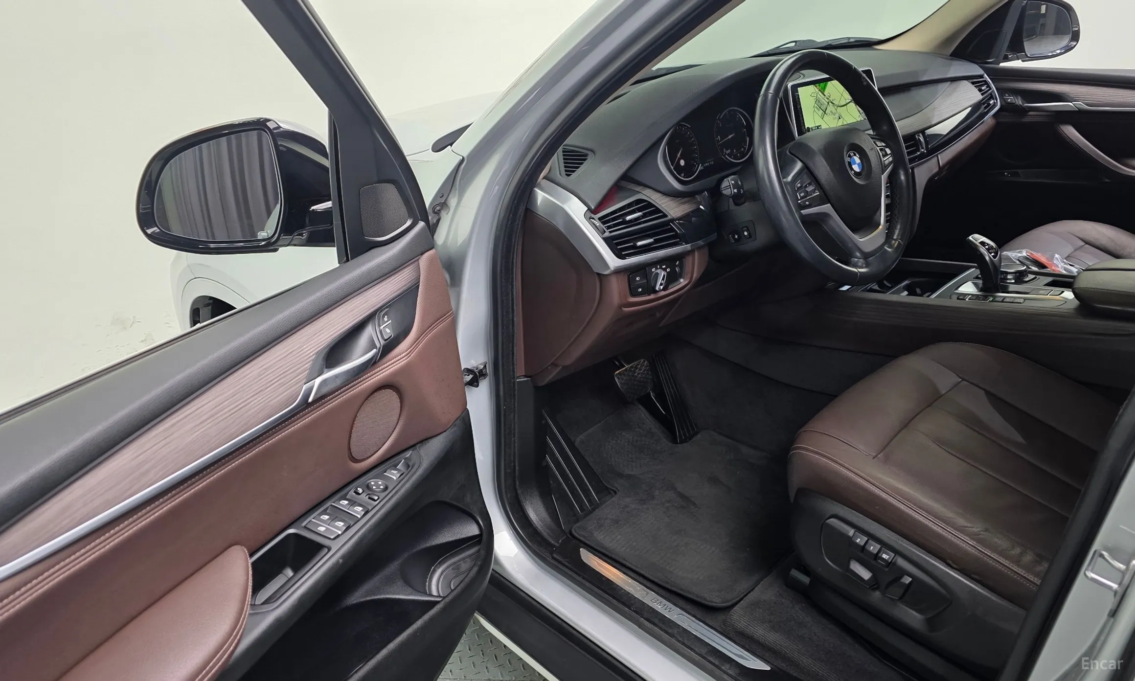 BMW X5 (F15) превью 13