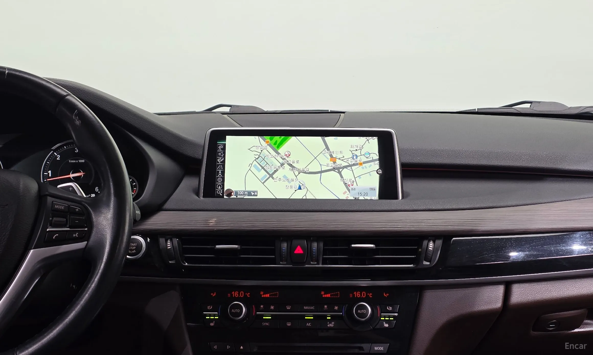 BMW X5 (F15) превью 16