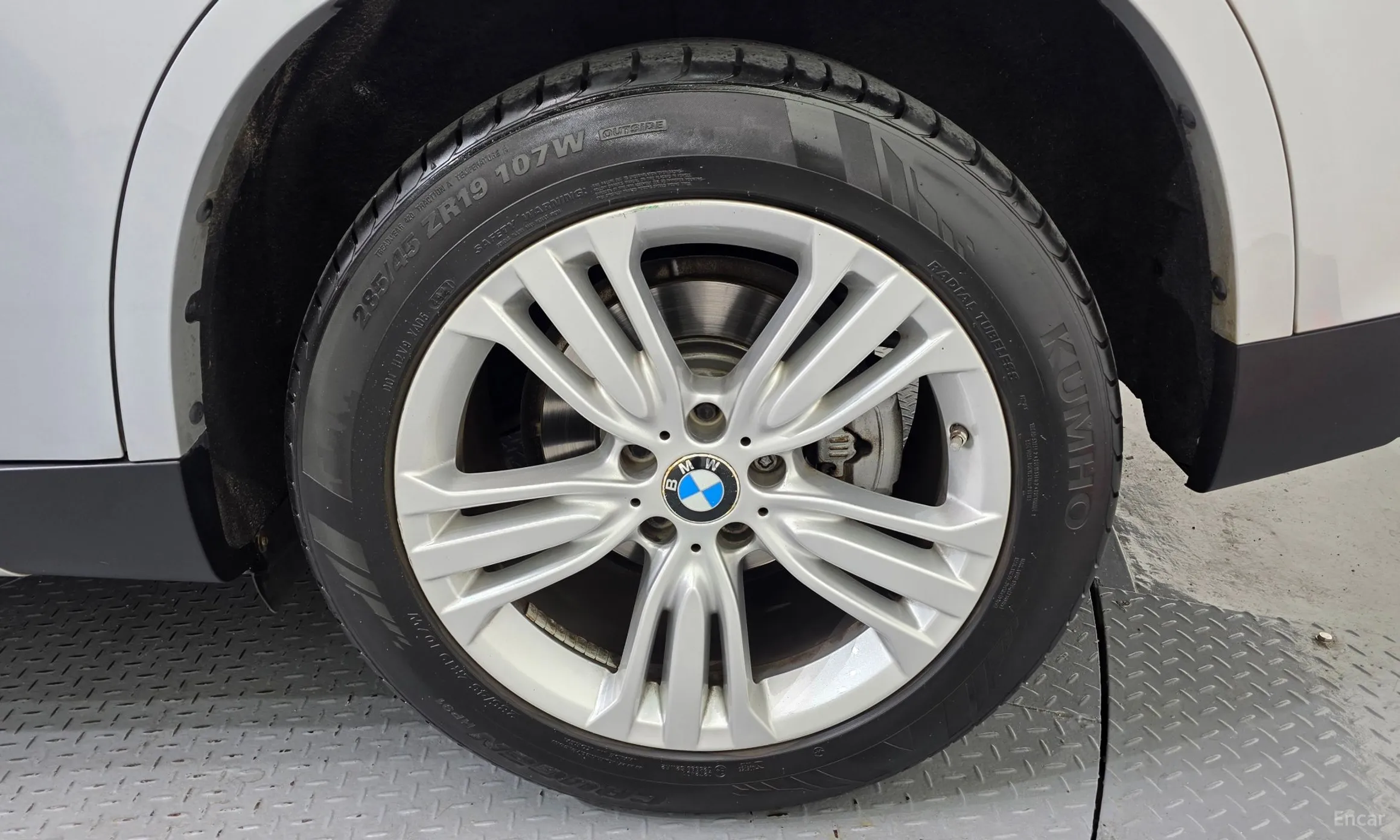 BMW X5 (F15) превью 5