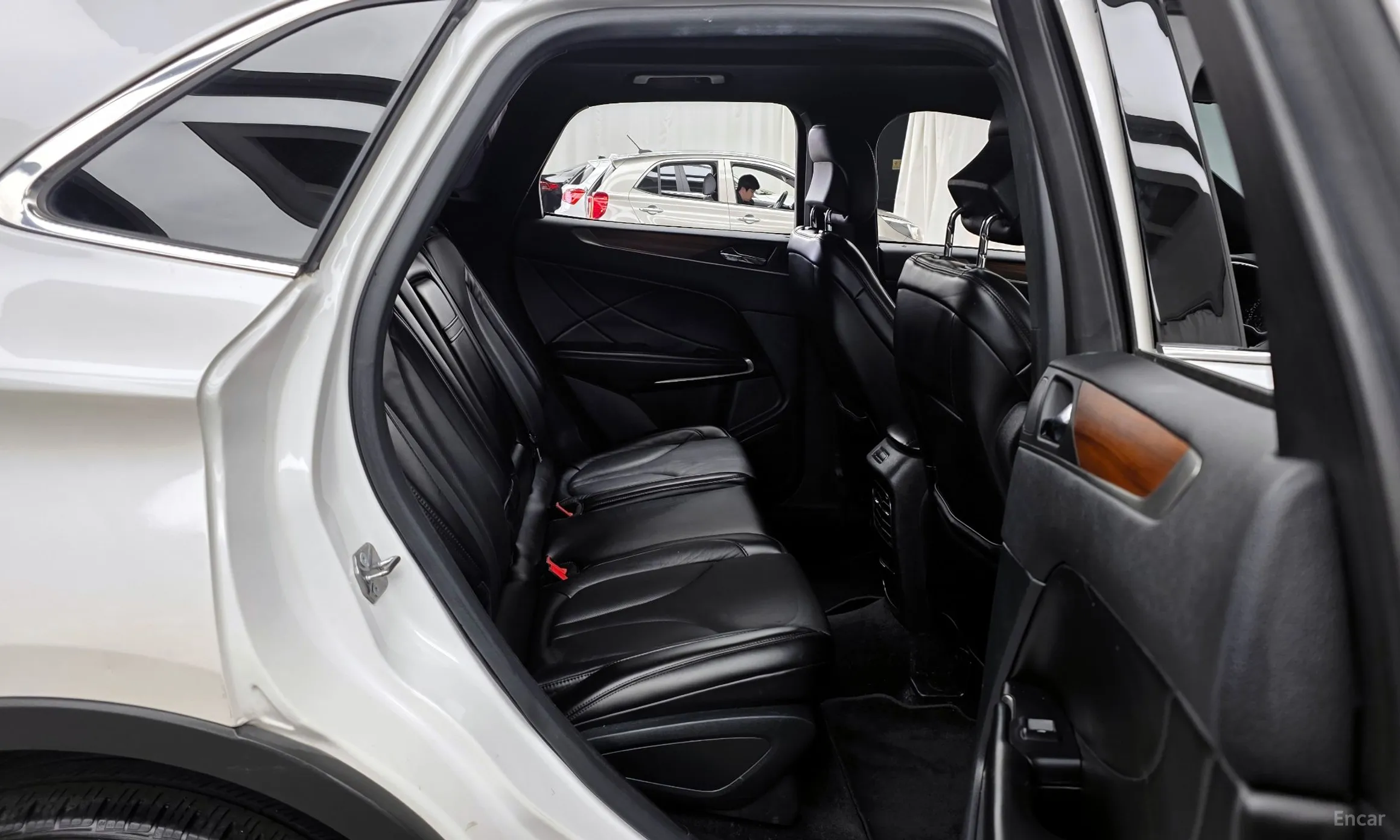 Lincoln MKC превью 12