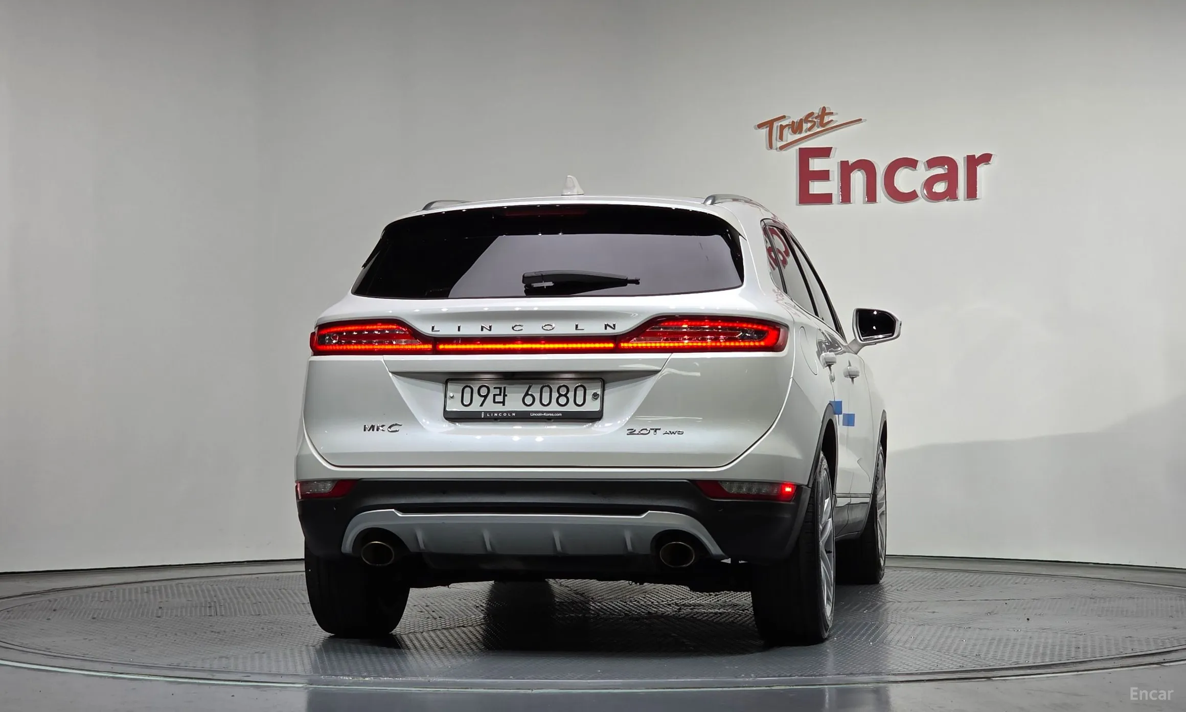 Lincoln MKC превью 4