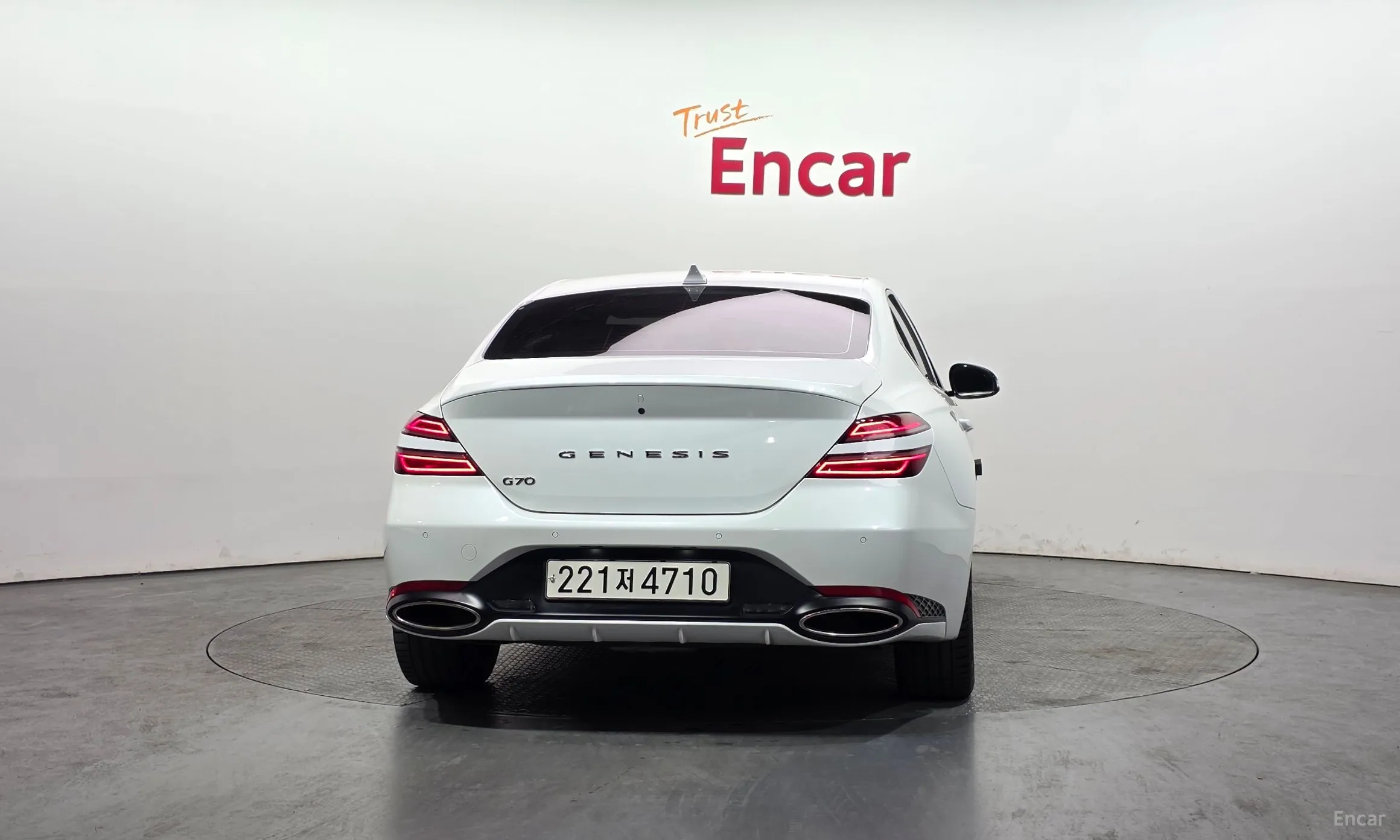 Genesis G70 превью 4