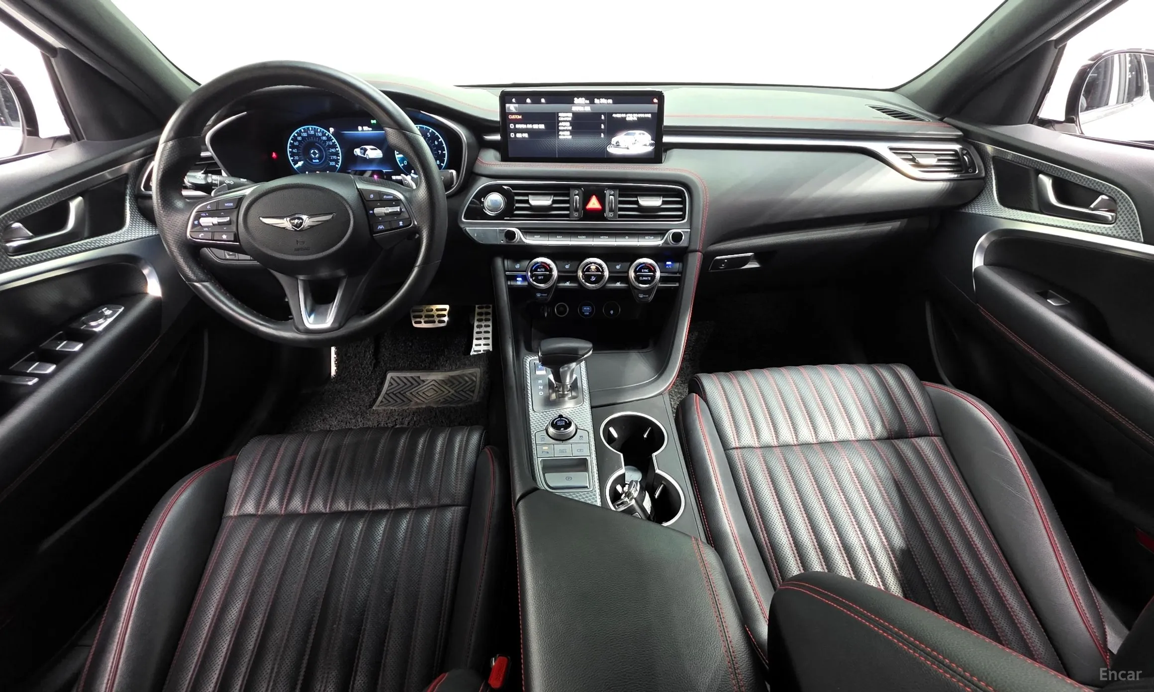 Genesis G70 превью 7