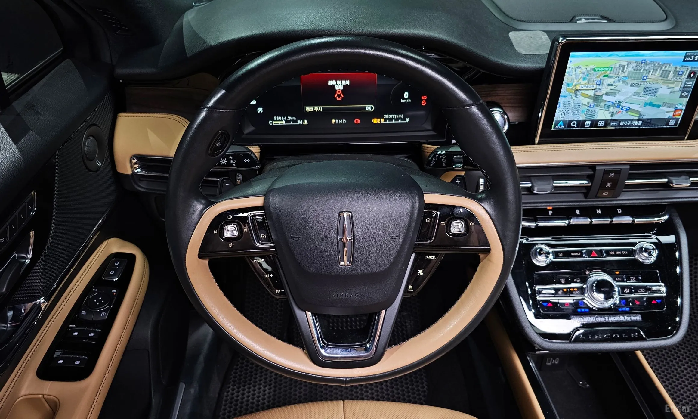 Lincoln Corsair превью 13