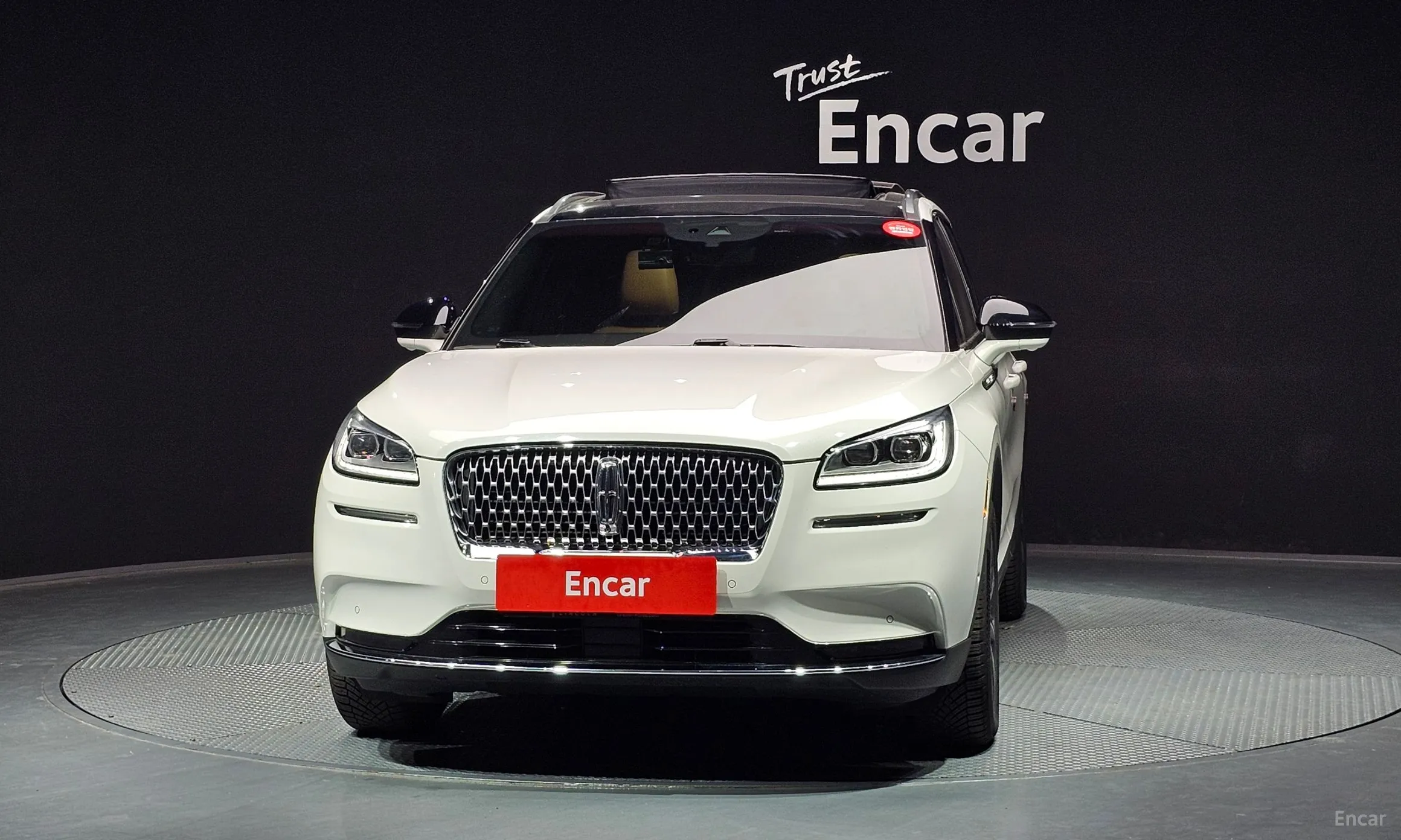 Lincoln Corsair превью 3