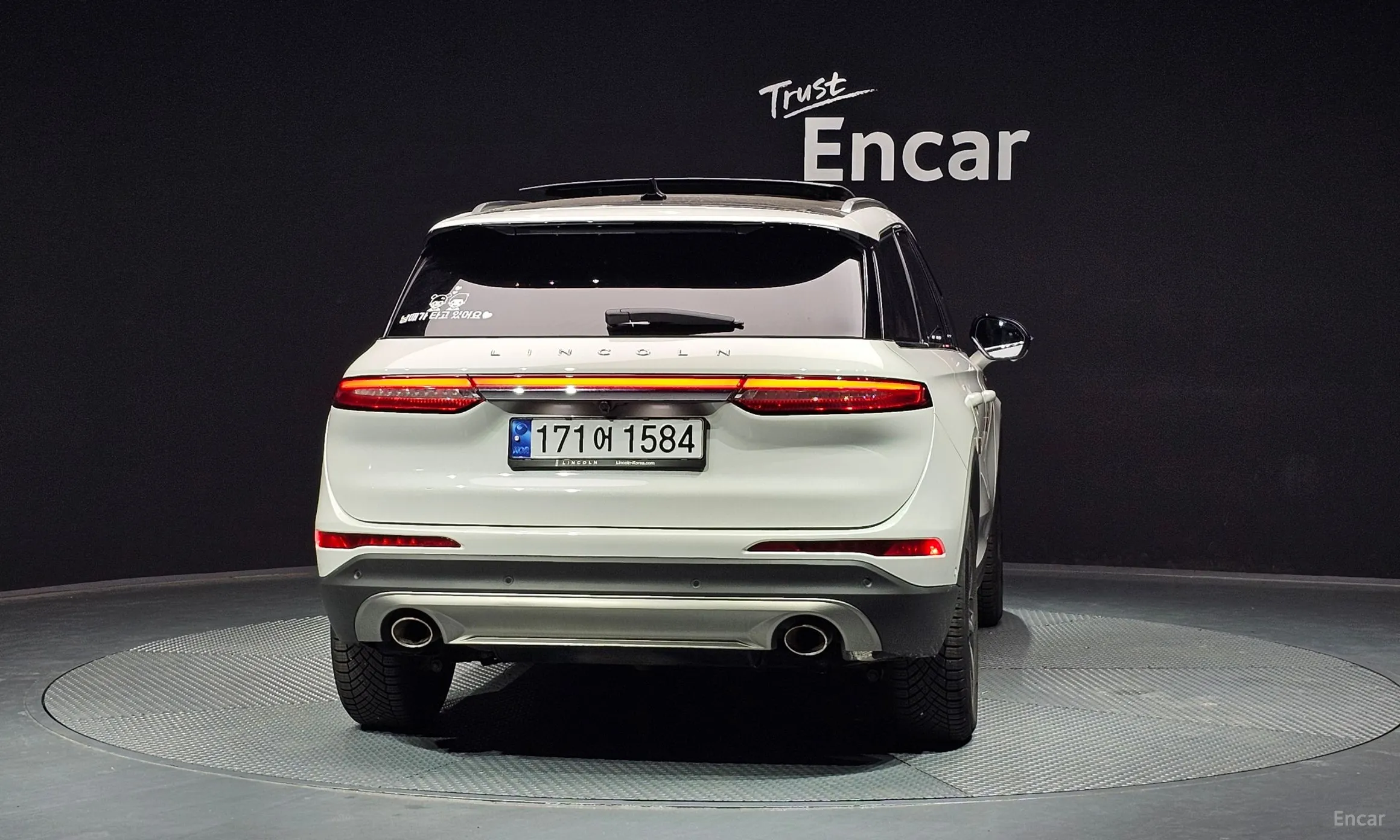 Lincoln Corsair превью 4