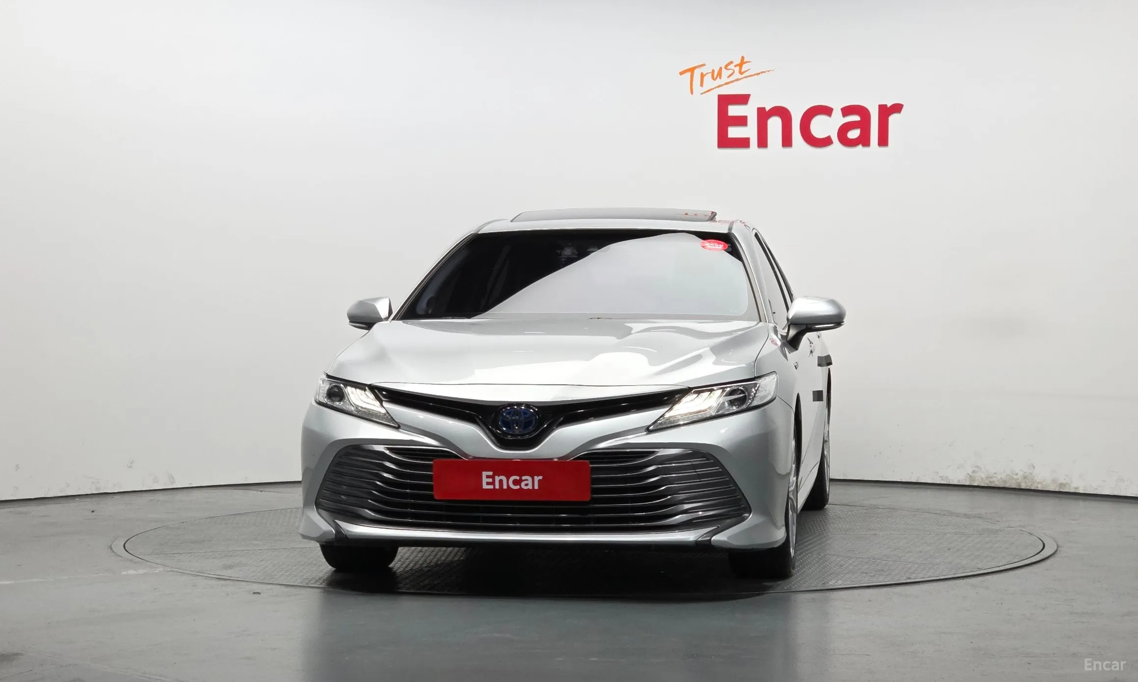 Toyota Camry (XV70) превью 3