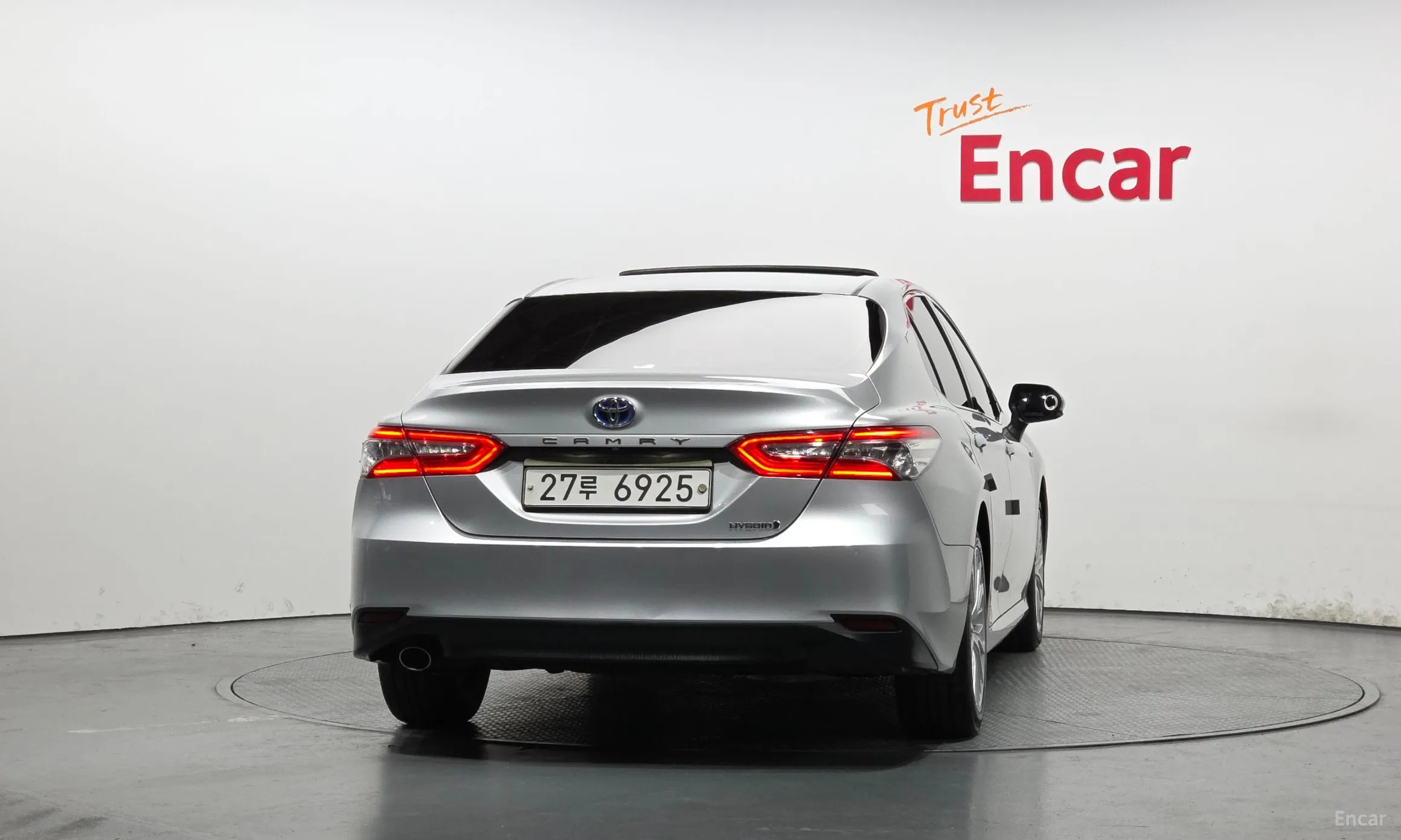Toyota Camry (XV70) превью 4