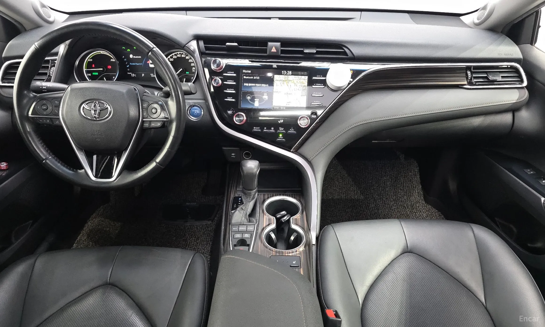 Toyota Camry (XV70) превью 7