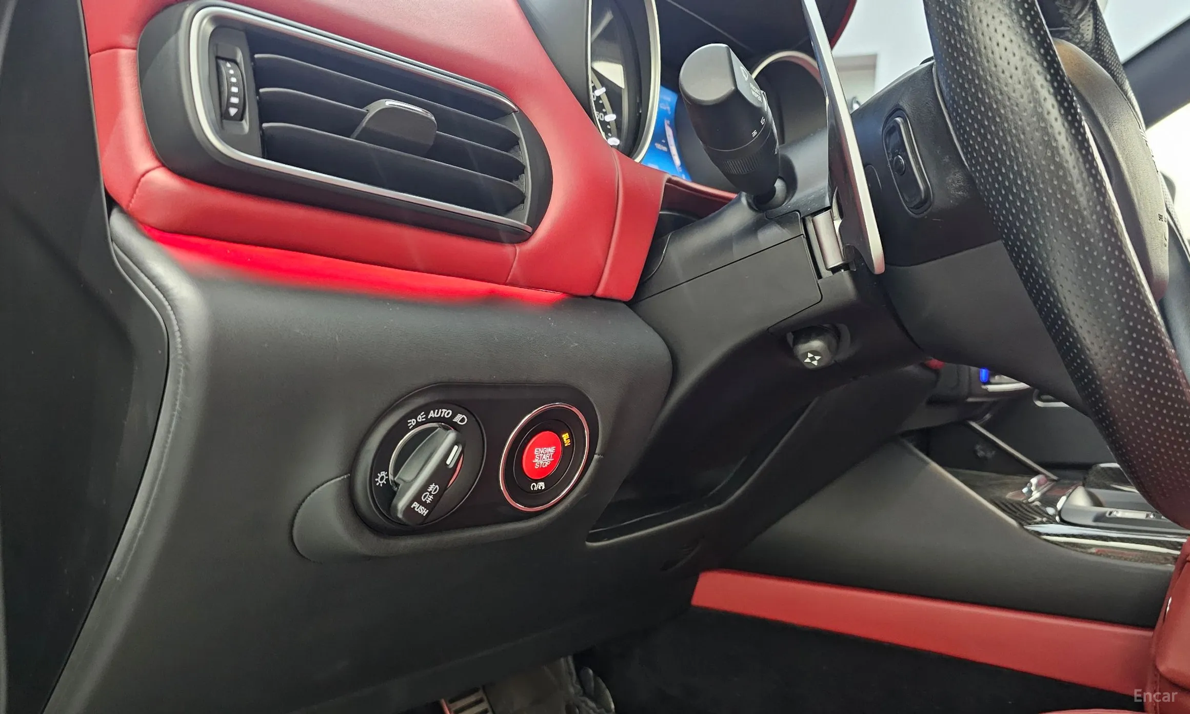 Maserati Levante превью 18