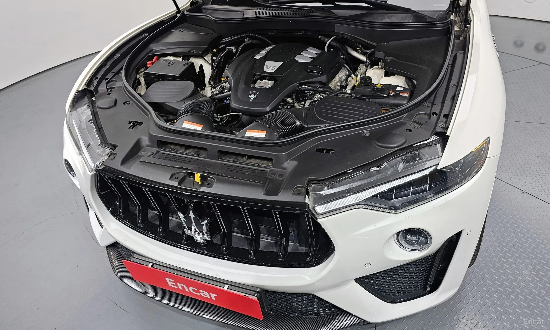 Maserati Levante превью 6