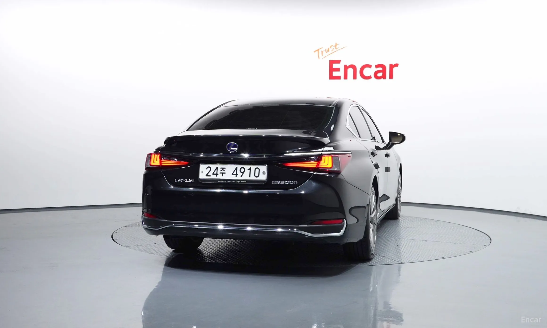 Lexus ES300h 7th Generation превью 4