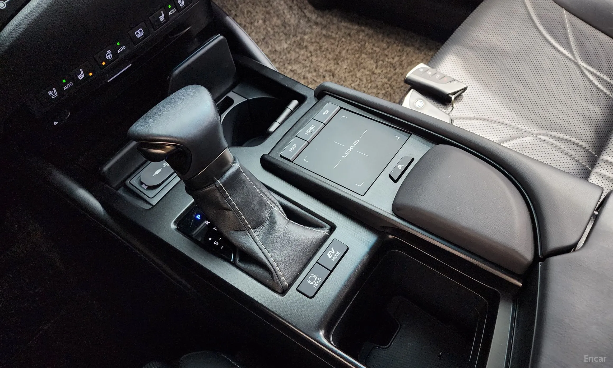 Lexus ES300h 7th Generation превью 9