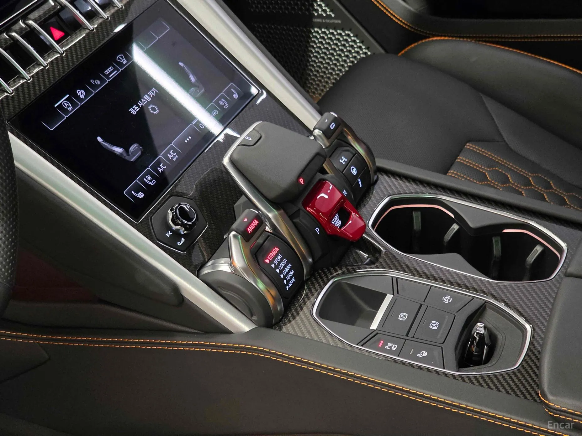 Lamborghini Urus превью 7