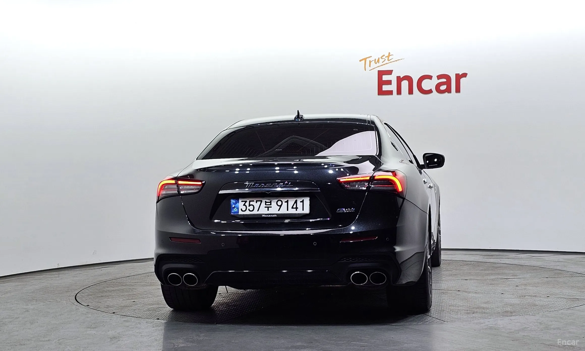 Maserati Ghibli превью 4