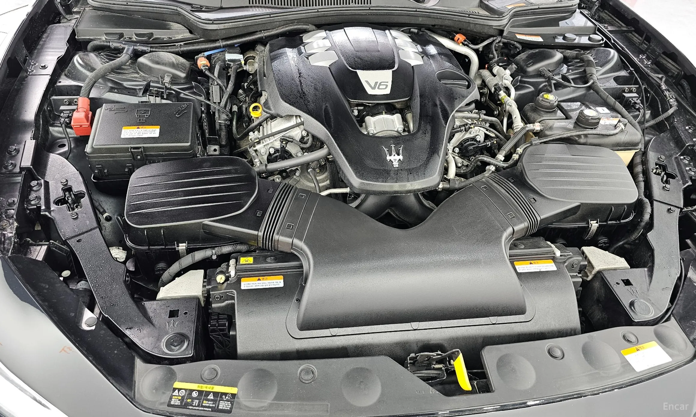 Maserati Ghibli превью 6
