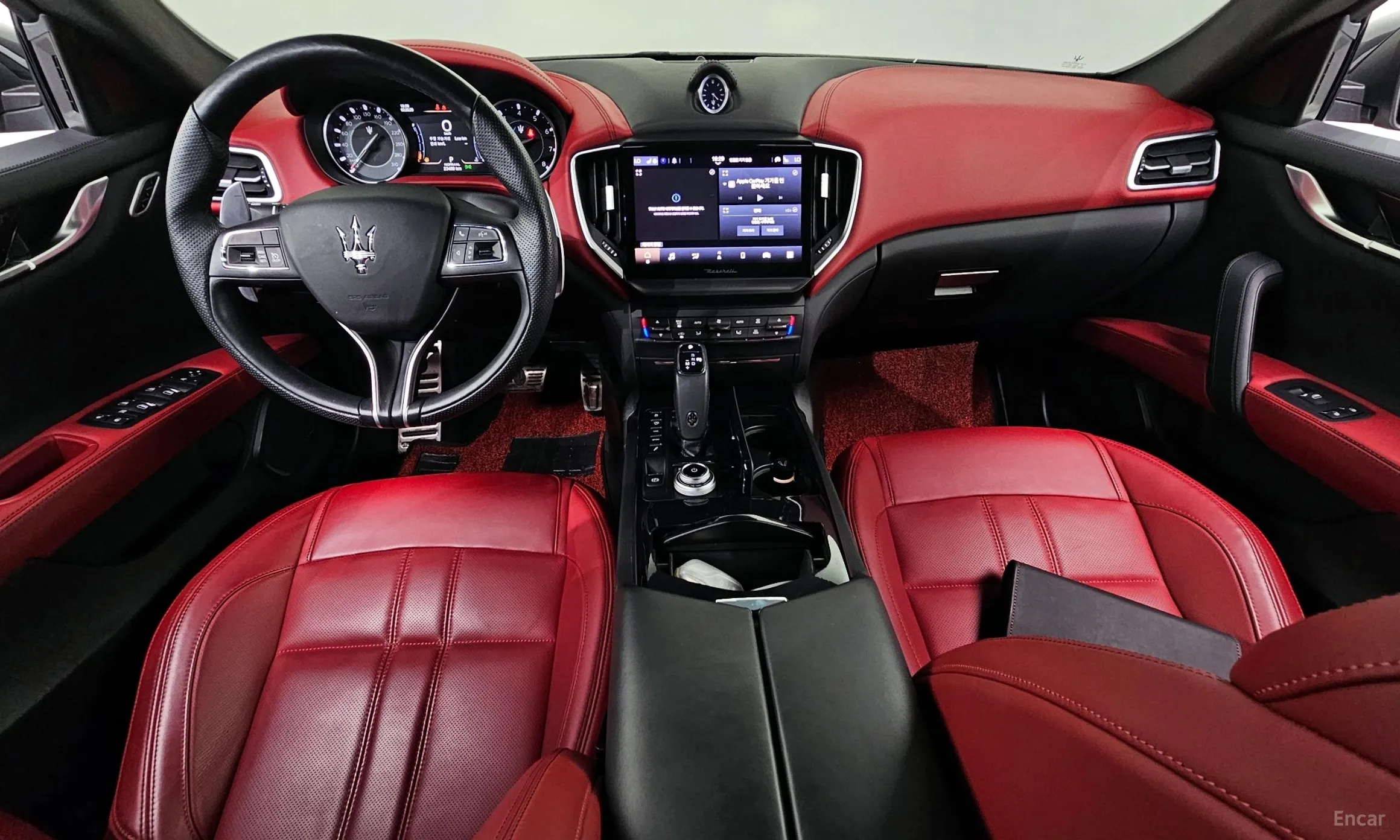Maserati Ghibli превью 7