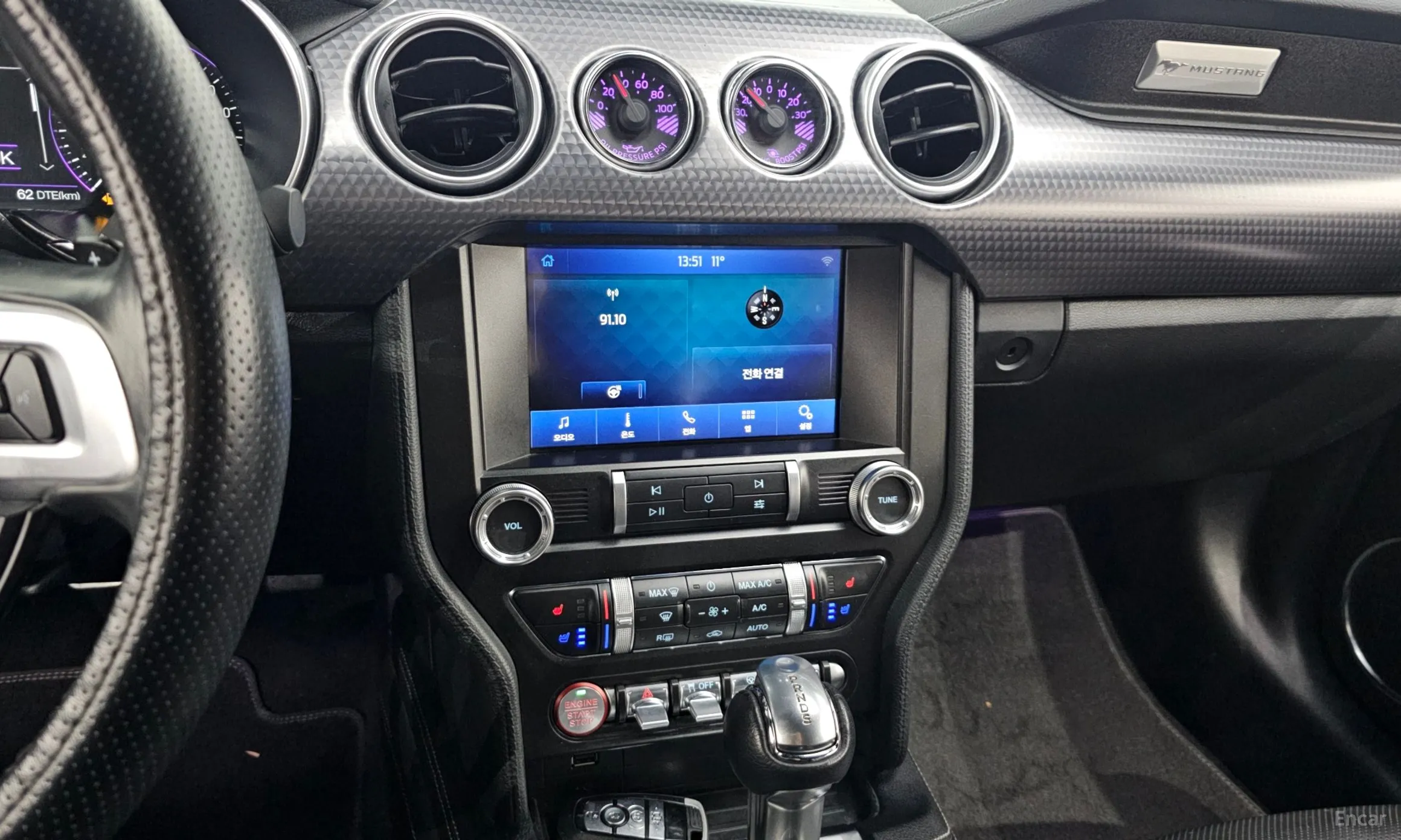 Ford Mustang превью 14