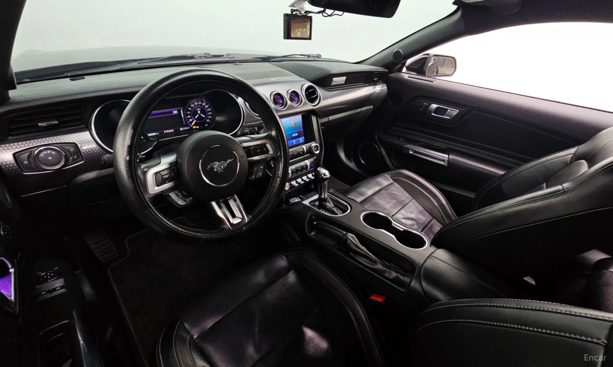 Ford Mustang превью 7