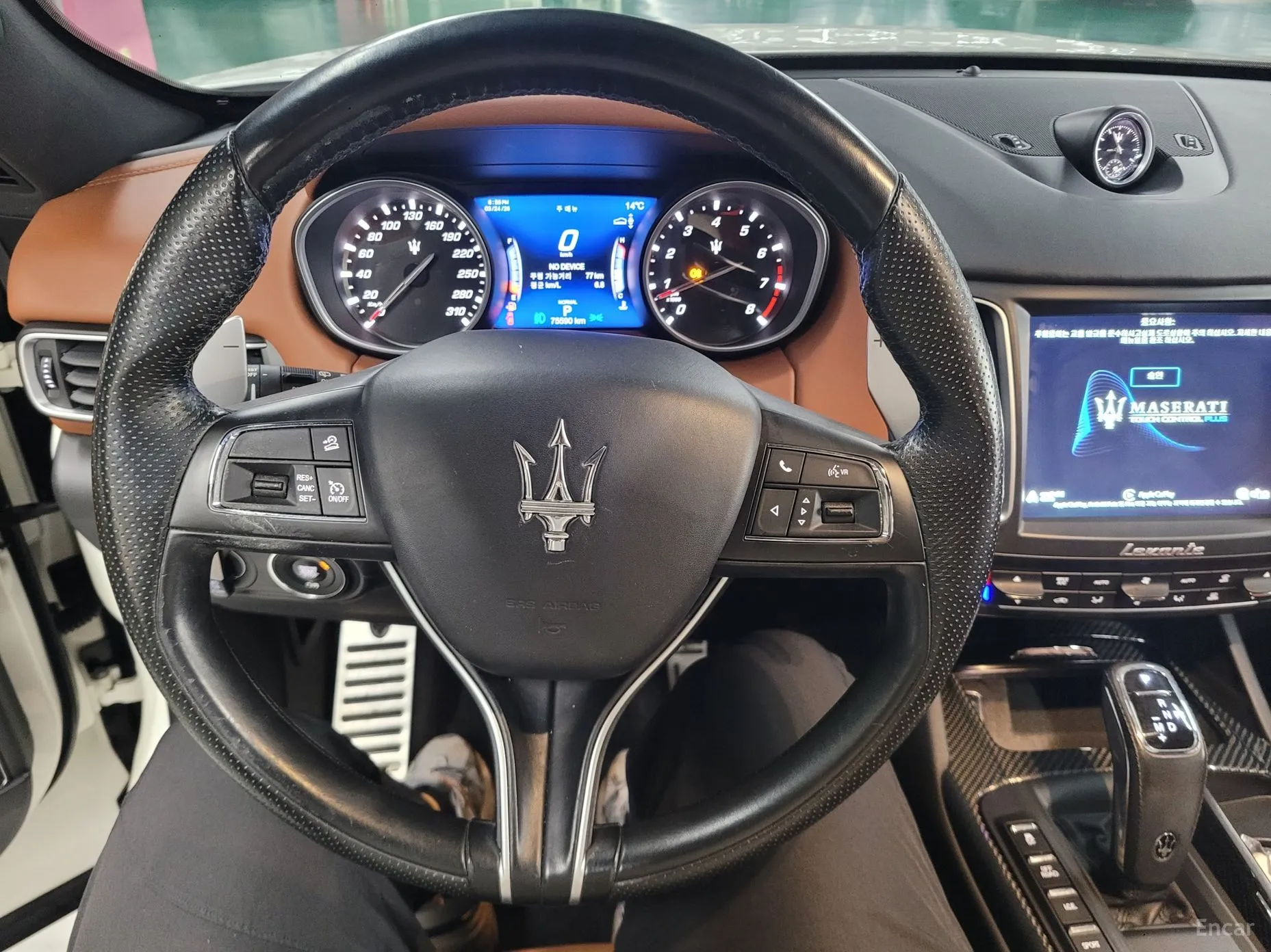 Maserati Levante превью 10