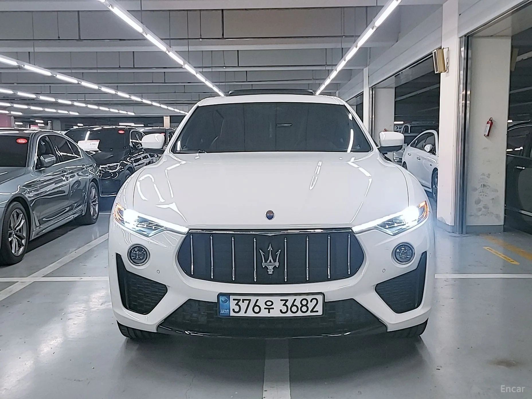 Maserati Levante превью 5
