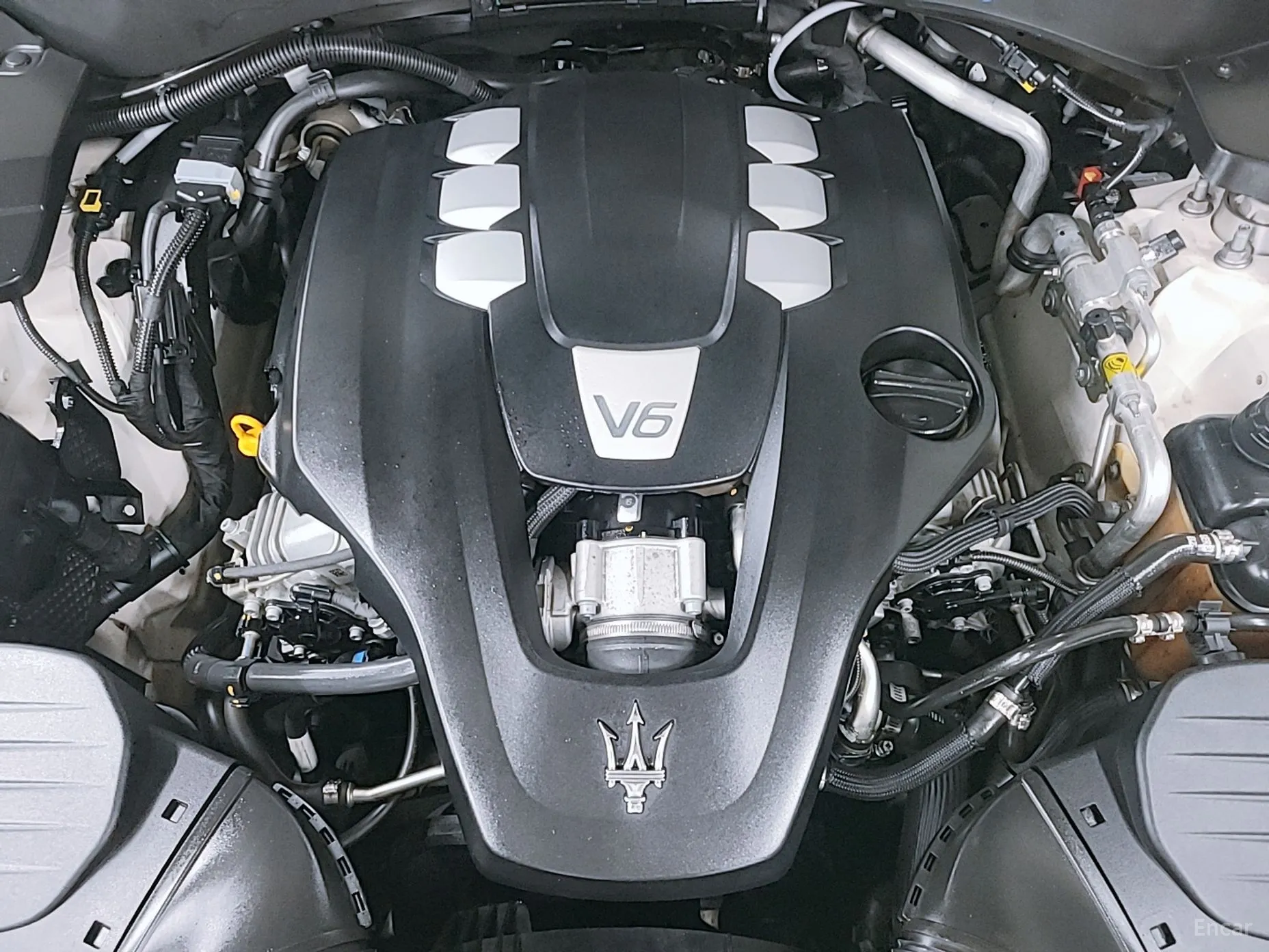Maserati Levante превью 6