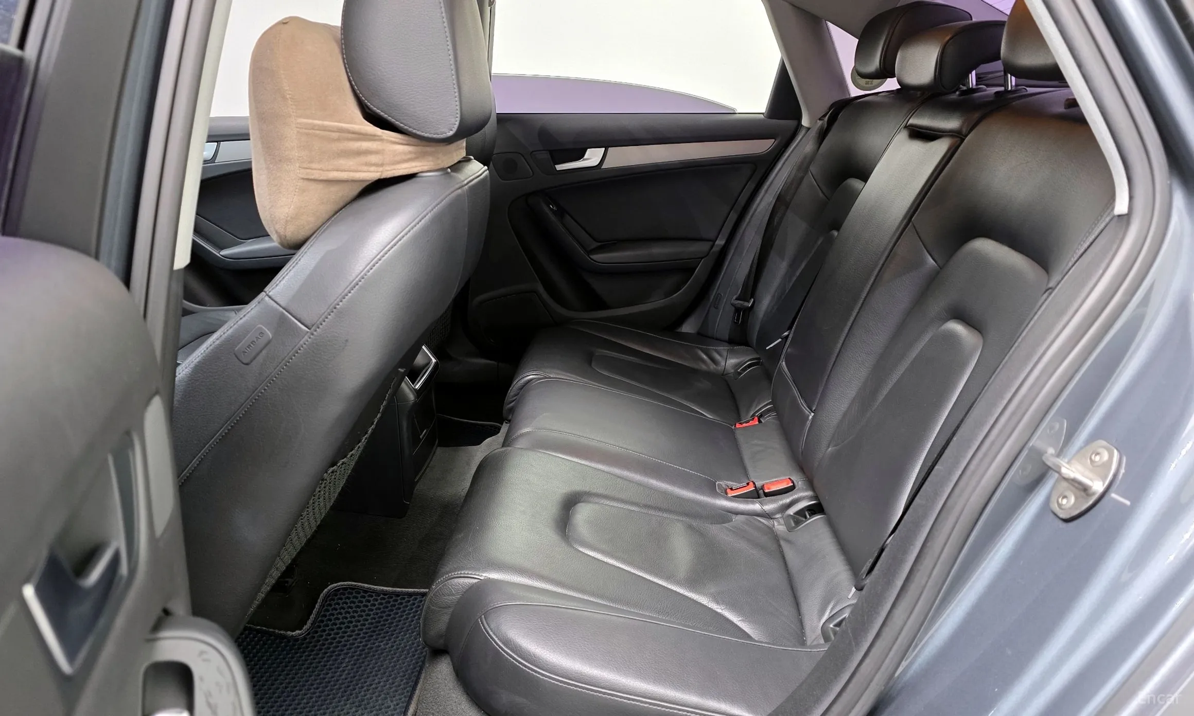 Audi New A4 превью 12