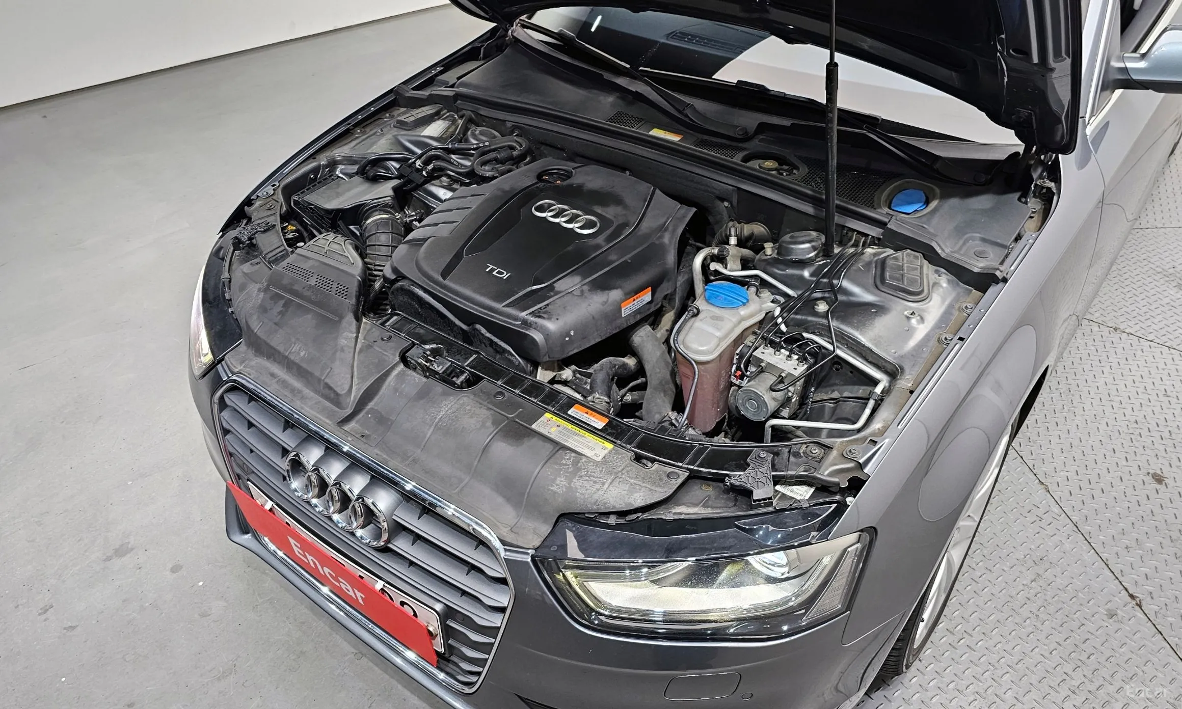 Audi New A4 превью 6