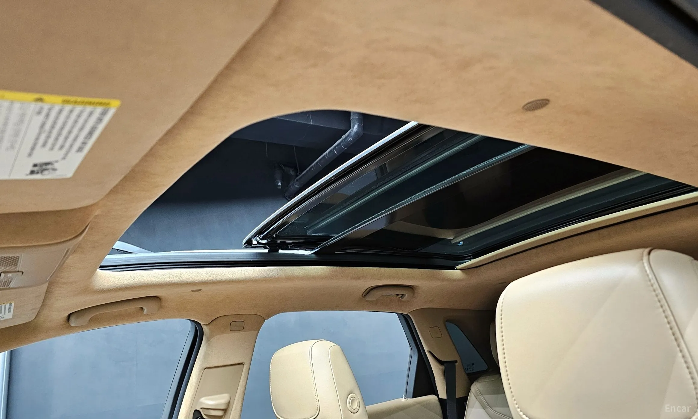 Cadillac XT5 превью 18