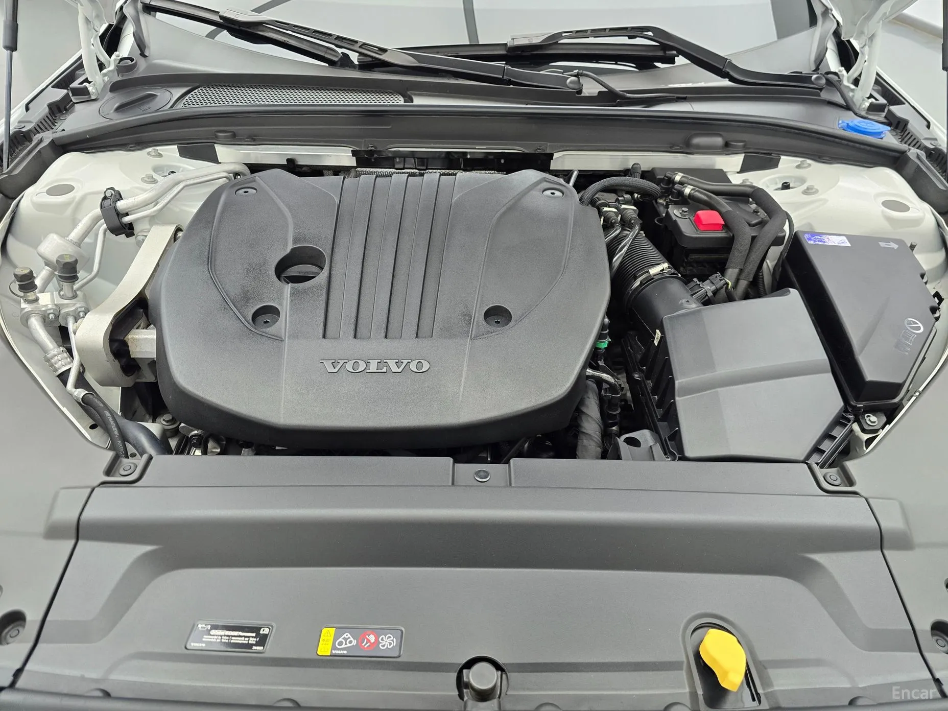 Volvo S90 превью 16