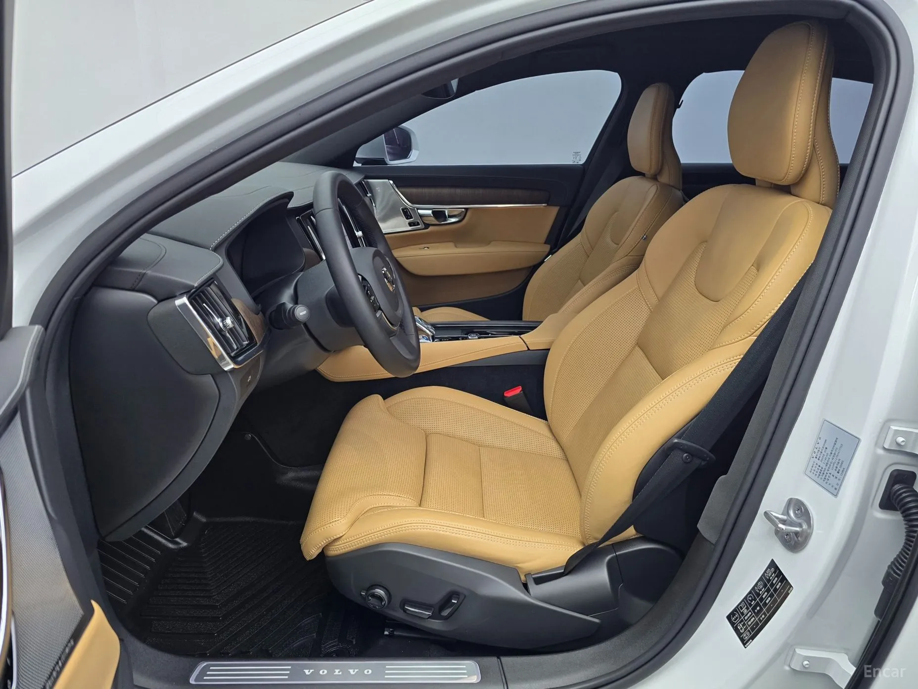 Volvo S90 превью 6