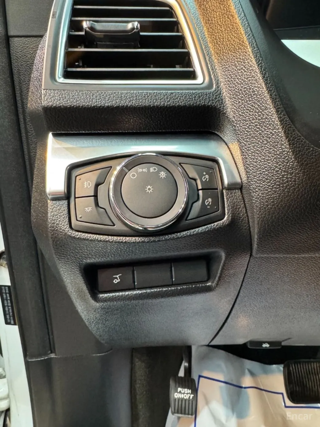 Ford Explorer превью 14