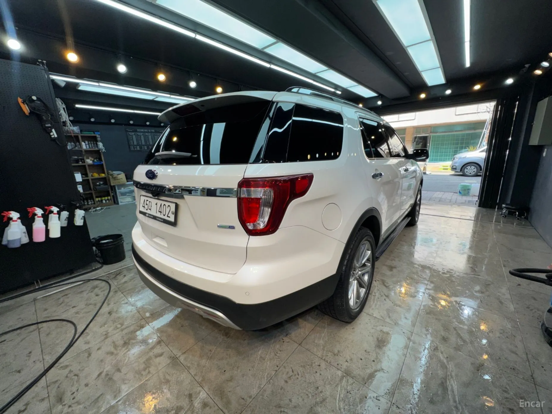 Ford Explorer превью 6