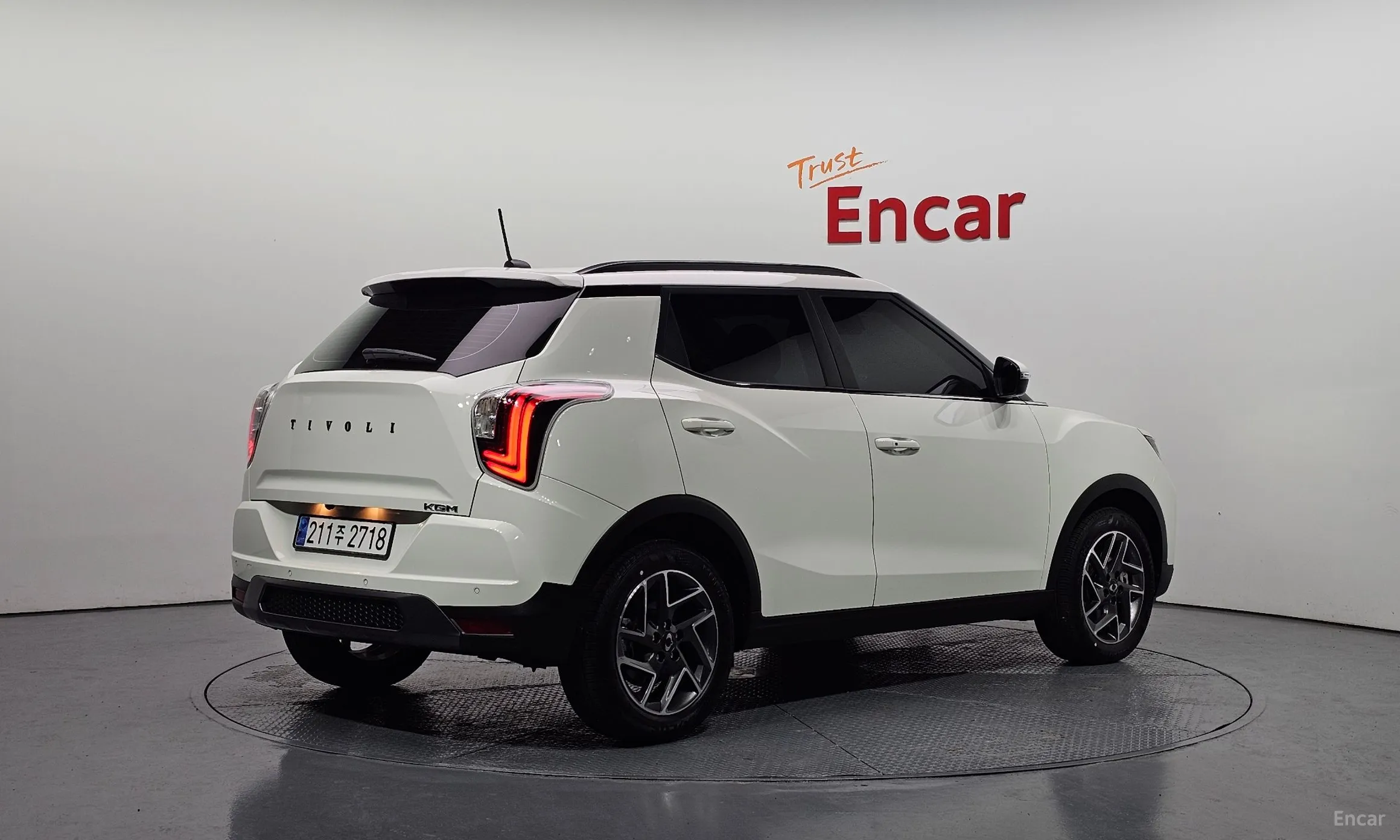 KG Mobility (SsangYong) Tivoli превью 2